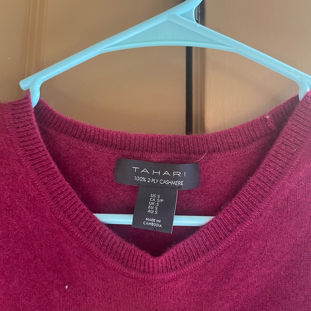 100% cashmere fuschia sweater women's